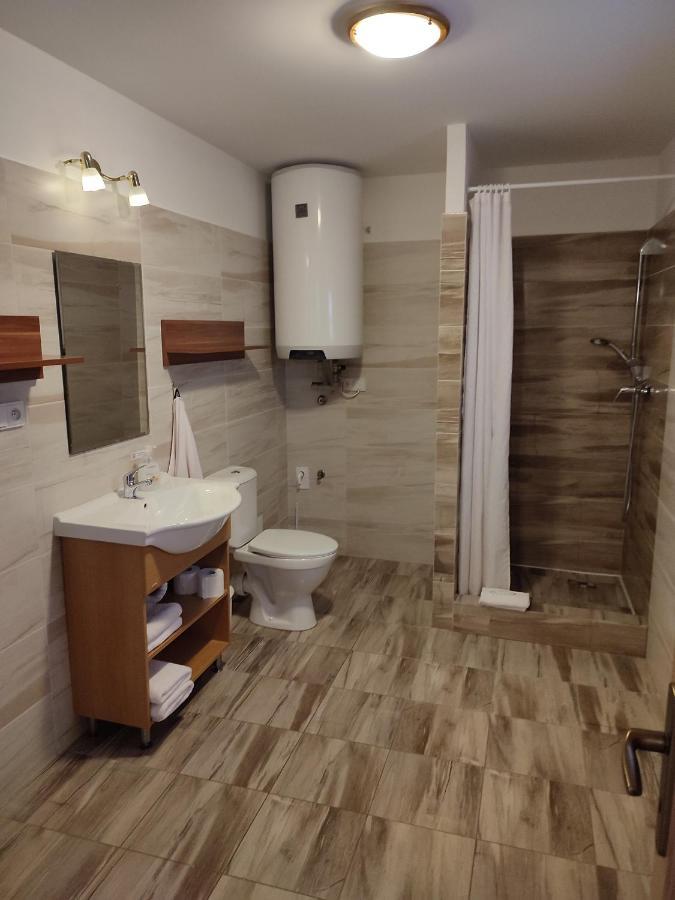 Apartmany Hajenka Vapenka Bagian luar foto